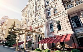 Опера Готель - The Leading Hotels of the World